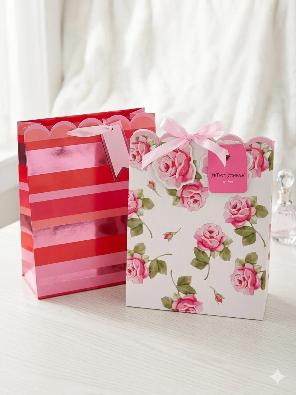 Betsey Johnson 3PK Pink Rose Floral Gift Bag Set with Tags